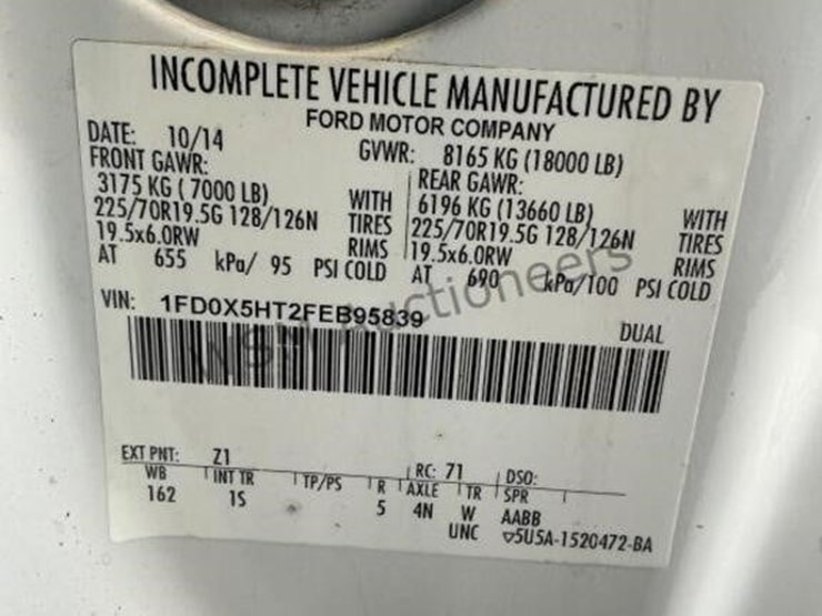 2015-ford-f550-image-18