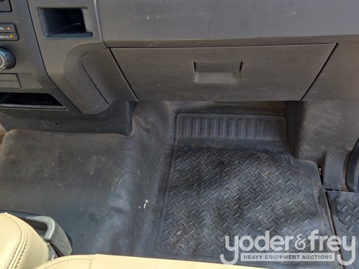 2010-ford-f150-image-30