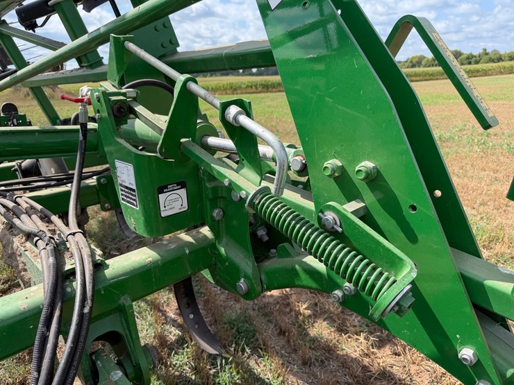 john-deere-2430-image-14