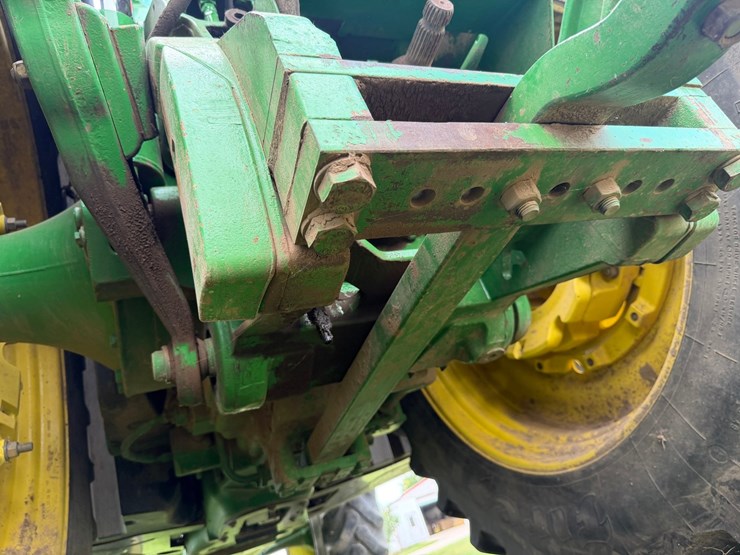 john-deere-8130-image-104