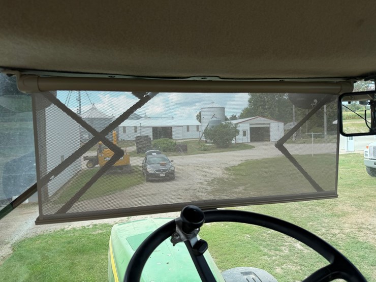 john-deere-8130-image-77