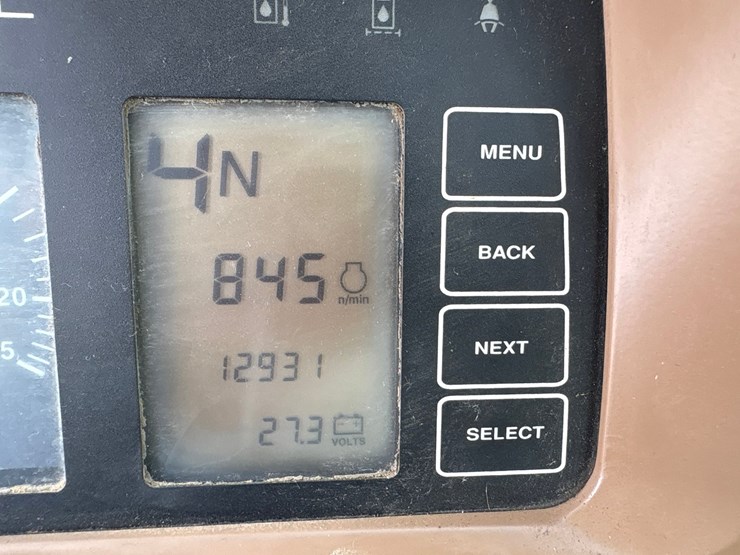 deere-444h-image-68