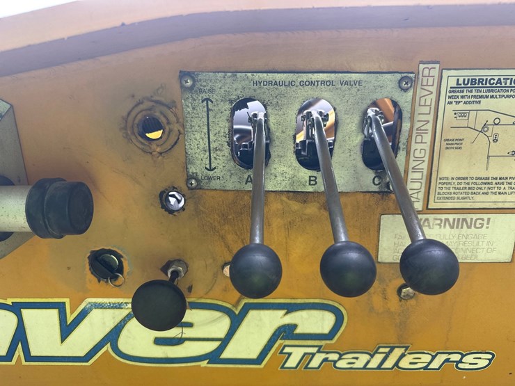 #2676-•-eager-beaver-tri-axle-lowboy-trailer-image-11