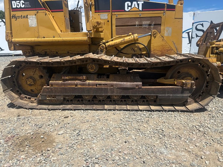 caterpillar-d5c-xl-image-56