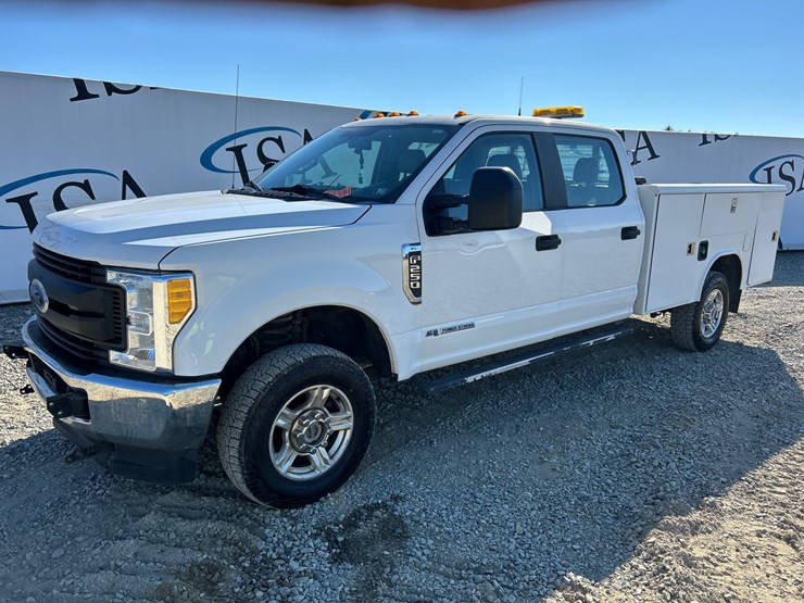 2017-ford-f350-image-1