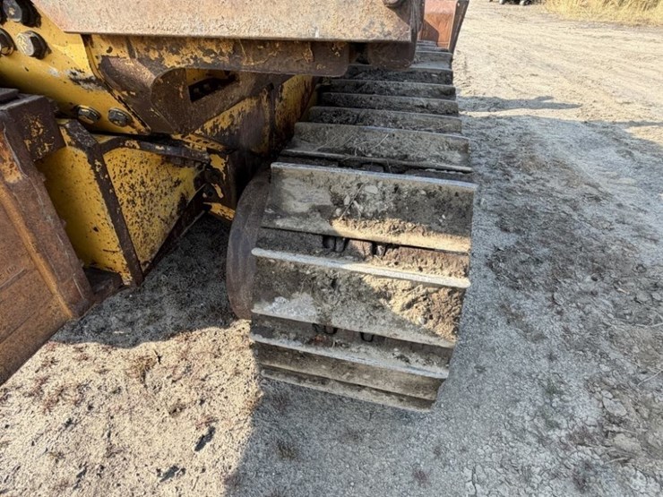 2004-komatsu-d39ex-21-image-21