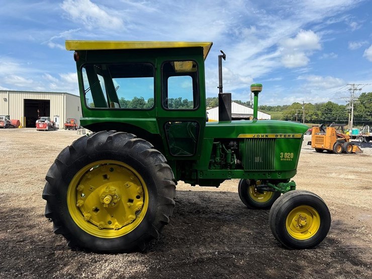 john-deere-3020-image-5