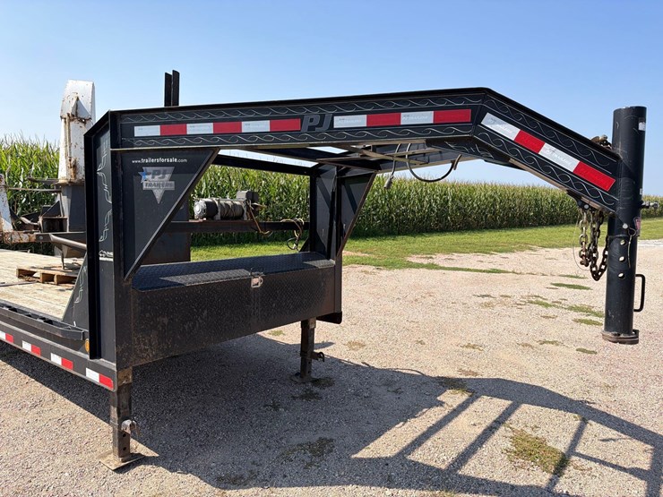 2012-pj-flatbed-image-15