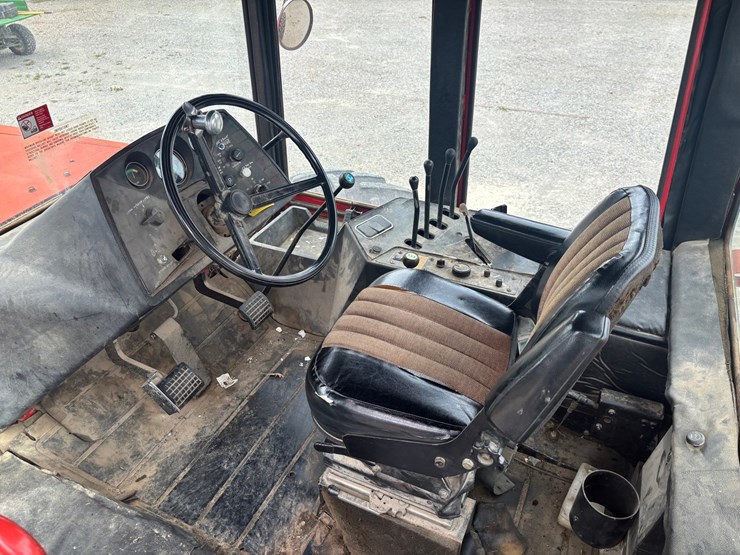 1983-massey-ferguson-4900-image-68