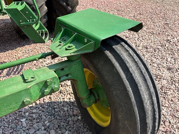 1979-john-deere-4440-image-8