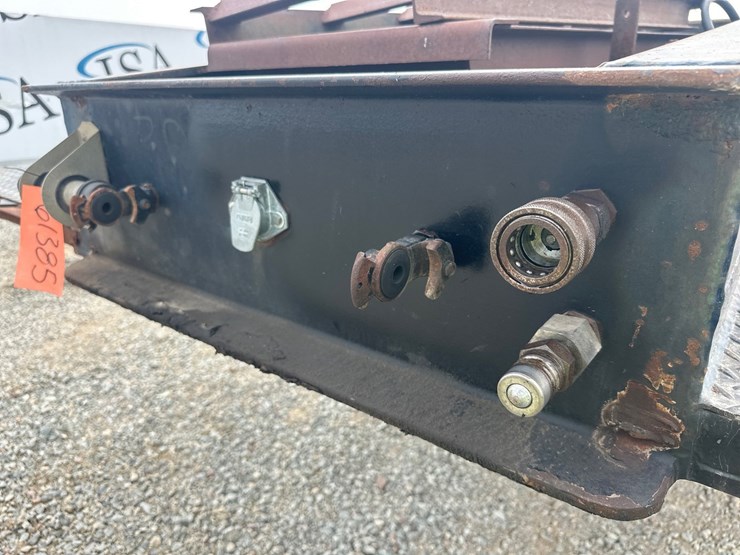 #61385-•-1995-nelson-mfg.-tandem-axle-lowboy-trailer-image-11