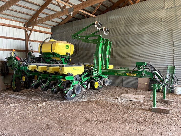 john-deere-1775-image-1
