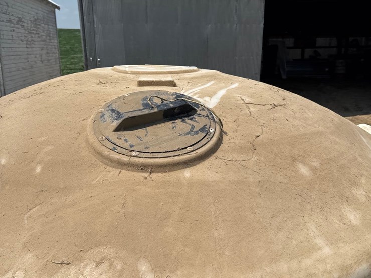 1200-gallon-poly-tank-image-5