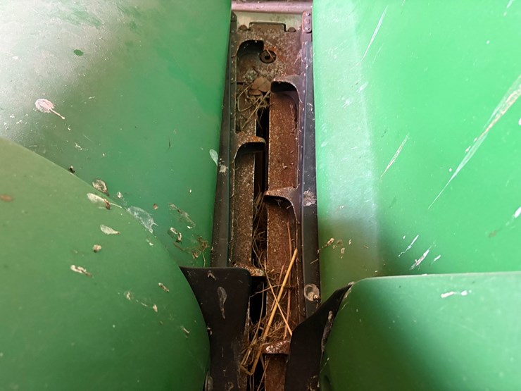 john-deere-606c-image-12