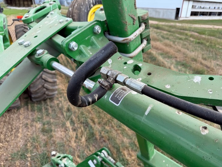 john-deere-2430-image-52