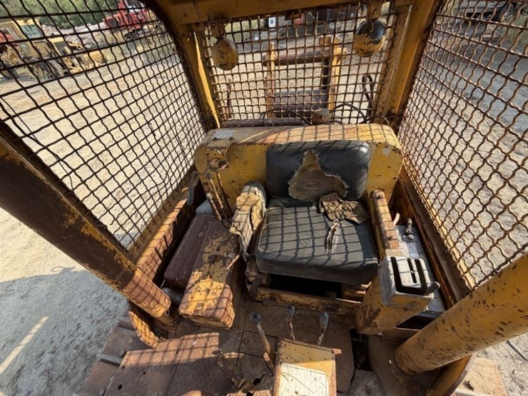 1968-caterpillar-d6c-image-30