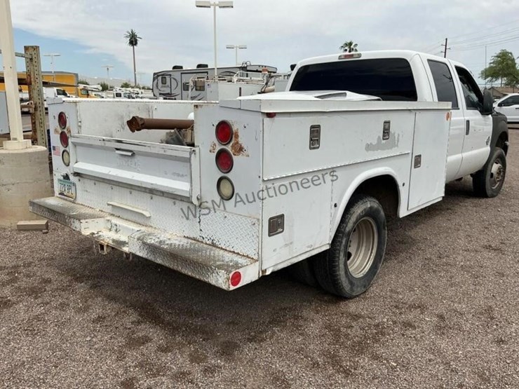 2011-ford-f350-image-4