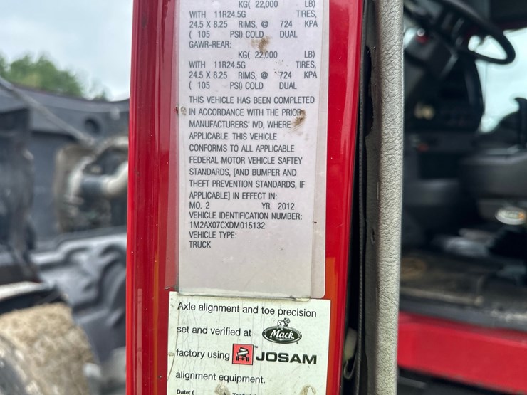 #61413-•-2013-mack-gu713-quad-axle-dump-truck-image-100