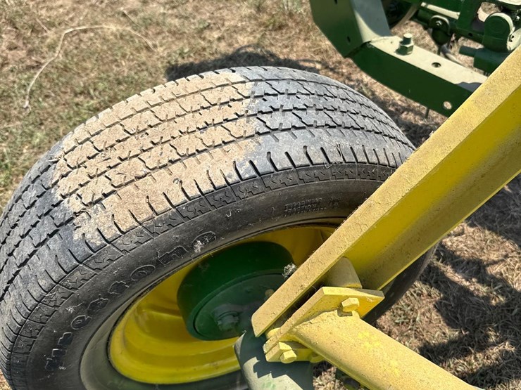 john-deere-640-image-15