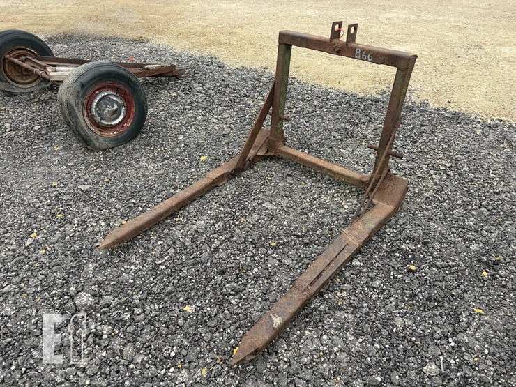 3-point-bale-forks-image-1