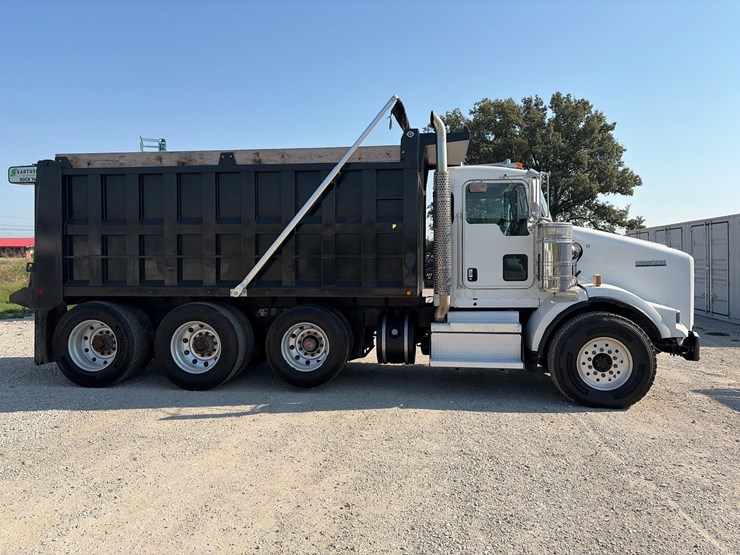 2019-kenworth-t800-image-4