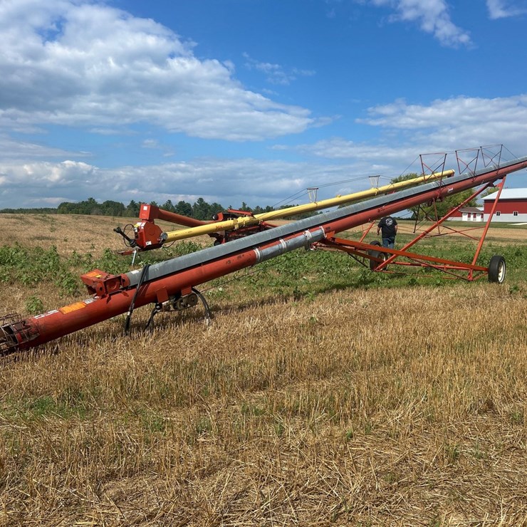 #2926 • Feterl Grain Auger