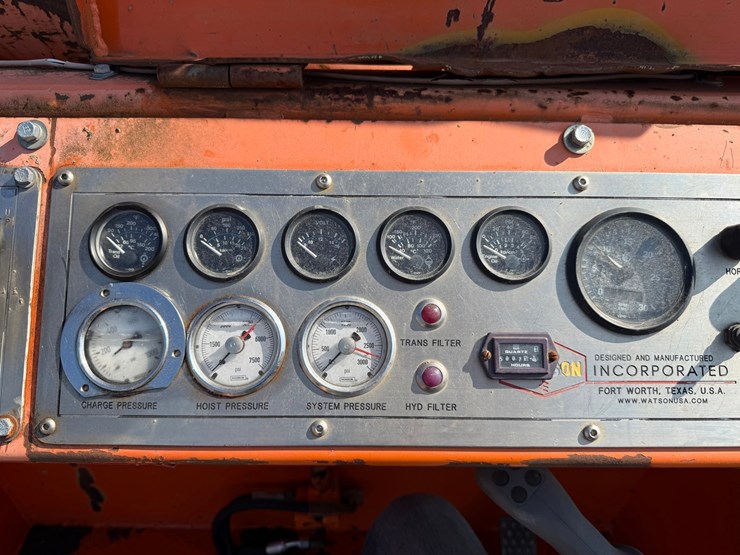#2470-•-2002-tor-truck-dr-4280-crane-truck-image-131