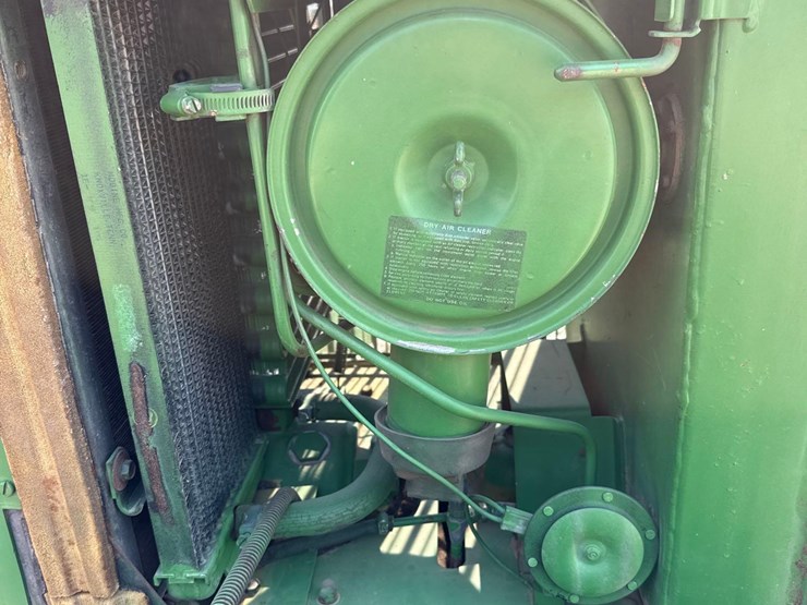 1974-john-deere-4030-image-34