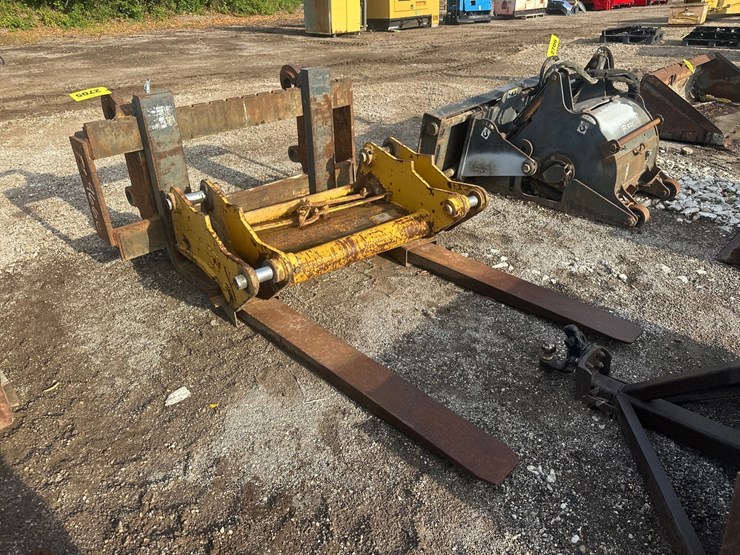 caterpillar-966c-image-1