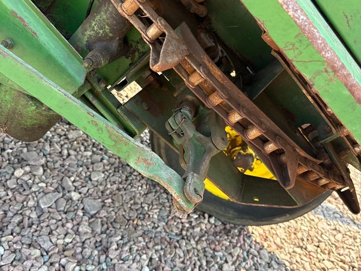 john-deere-630-image-18