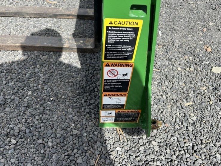john-deere-1025r-image-8