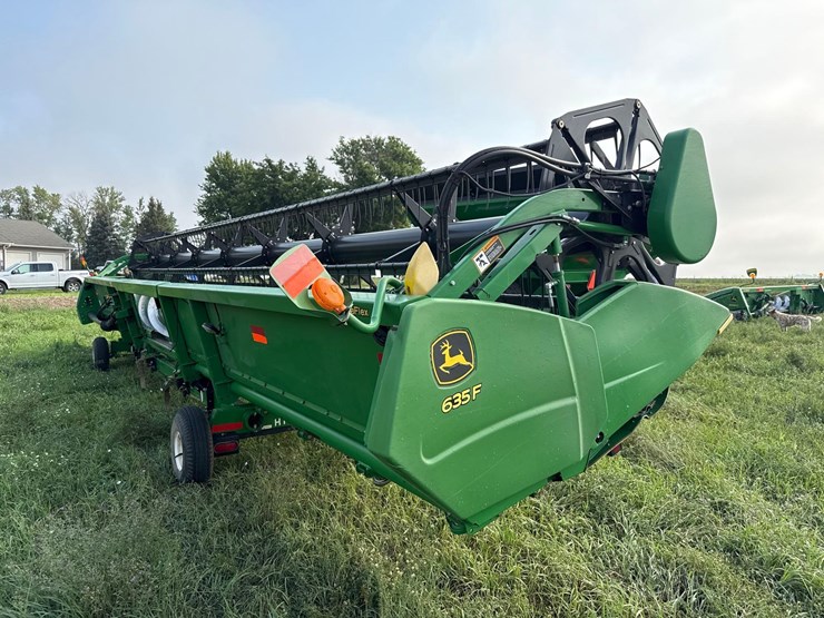 2009-john-deere-635f-image-3