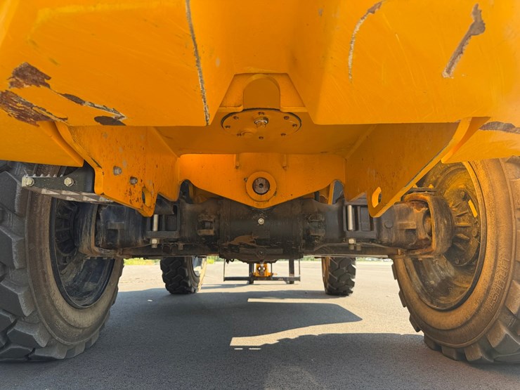2024-jcb-509-42-image-43
