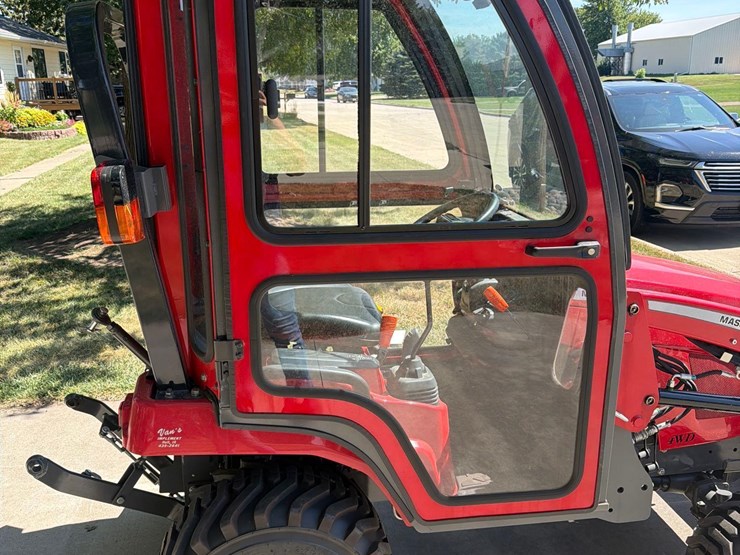 2021-massey-ferguson-4-image-22