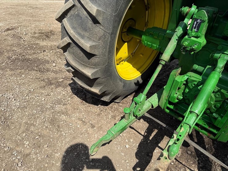 john-deere-3020-image-13