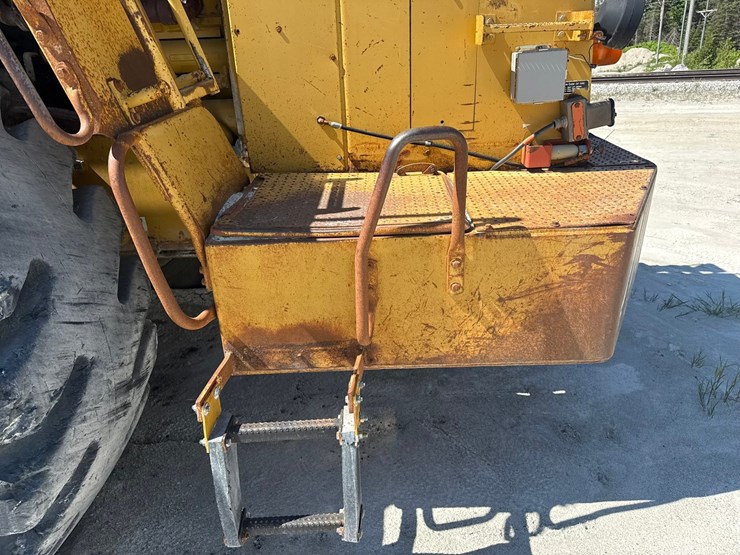 caterpillar-988-image-41