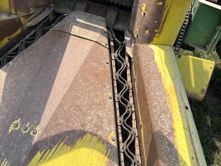 john-deere-34-image-15