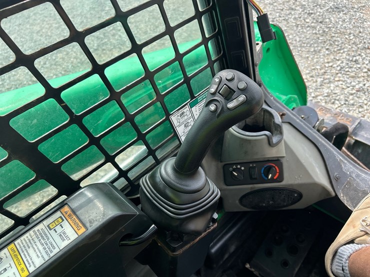 2017-bobcat-t550-image-41