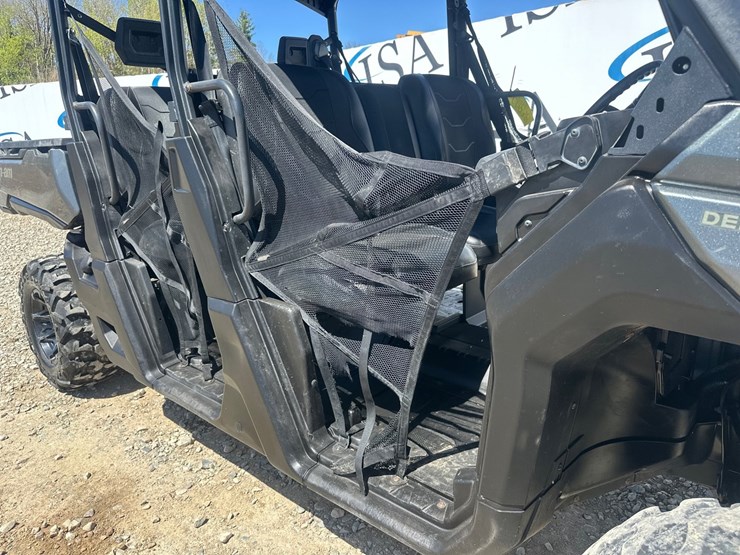 #5301-•-2022-canam-defender-xt-4x4-utv-image-12