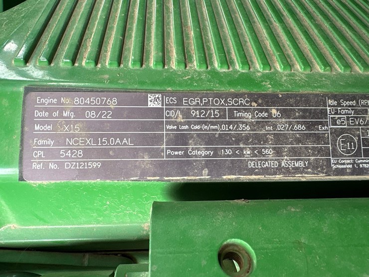 2022-john-deere-640-image-53