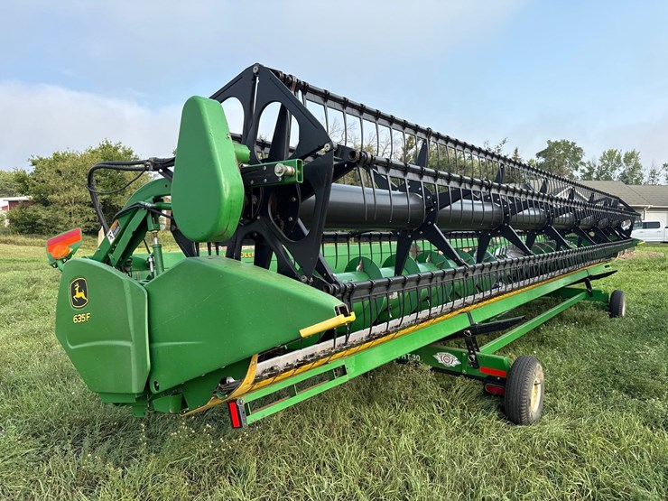 2009-john-deere-635f-image-4