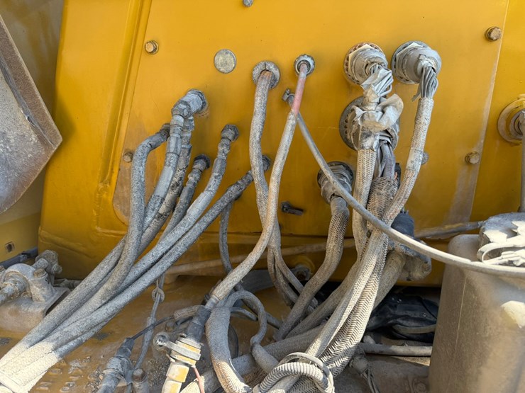 caterpillar-785b-image-89
