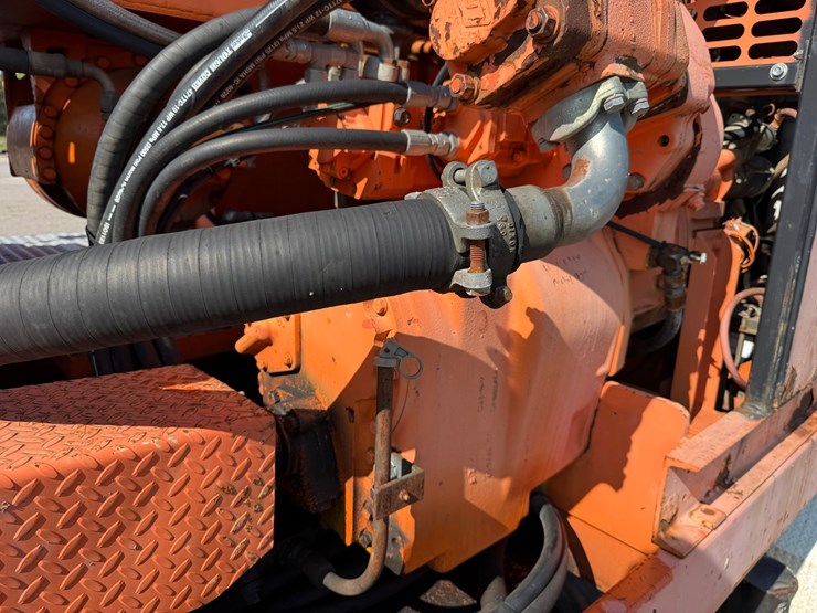 #2470-•-2002-tor-truck-dr-4280-crane-truck-image-96