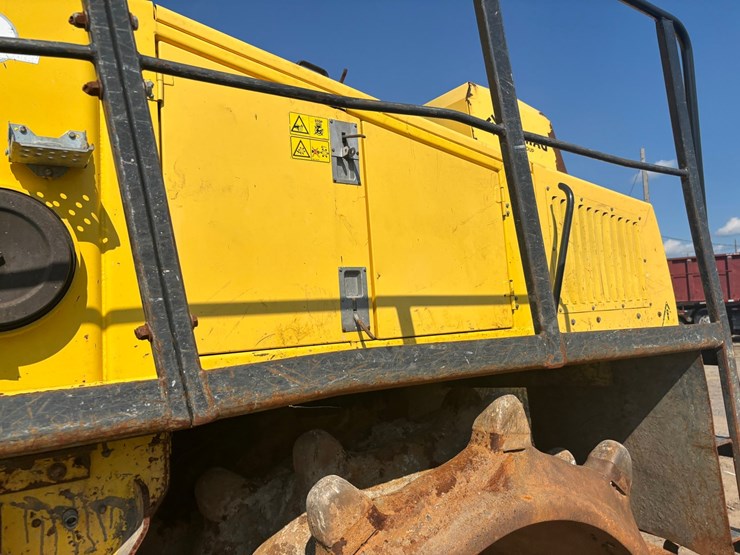 2015-bomag-bc572-1172-image-15