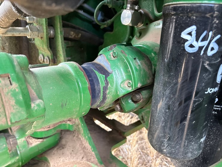 2022-john-deere-640-image-22