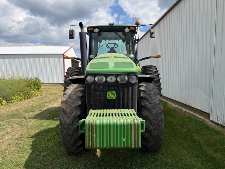 john-deere-8130-image-7