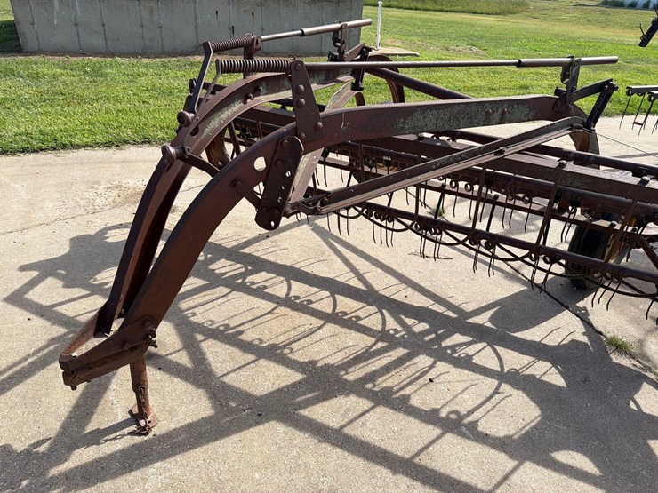 new-holland-55-image-11