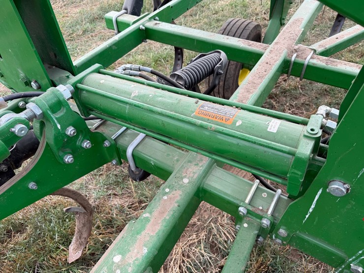 john-deere-2430-image-62