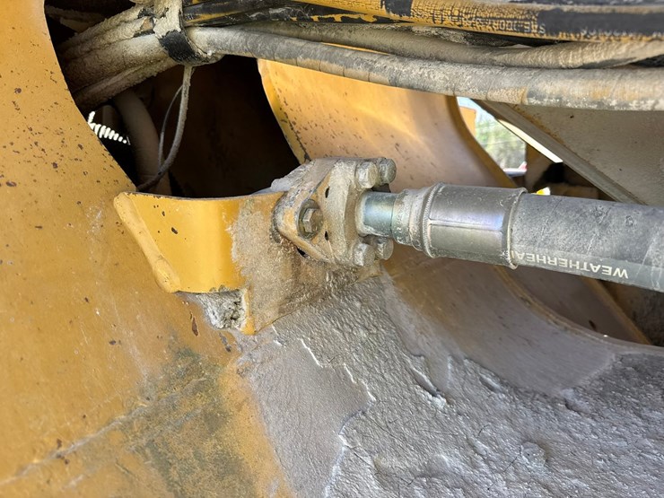 caterpillar-988-image-77