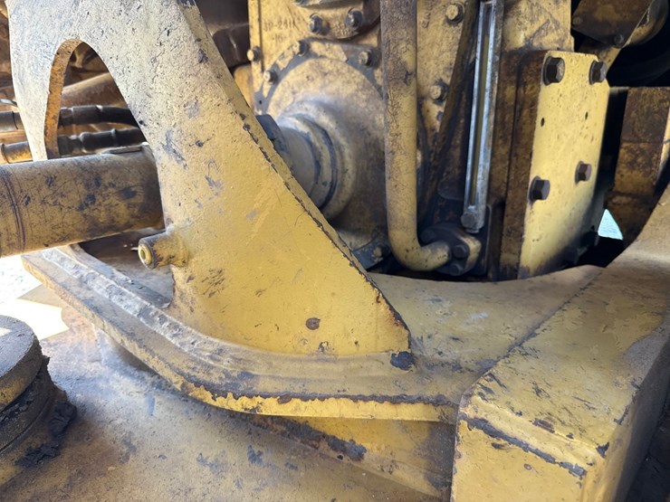 caterpillar-980g-image-43